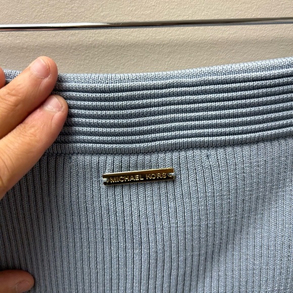 Michael Kors Light Blue Ribbed Pencil Skirt - Picture 3 of 4